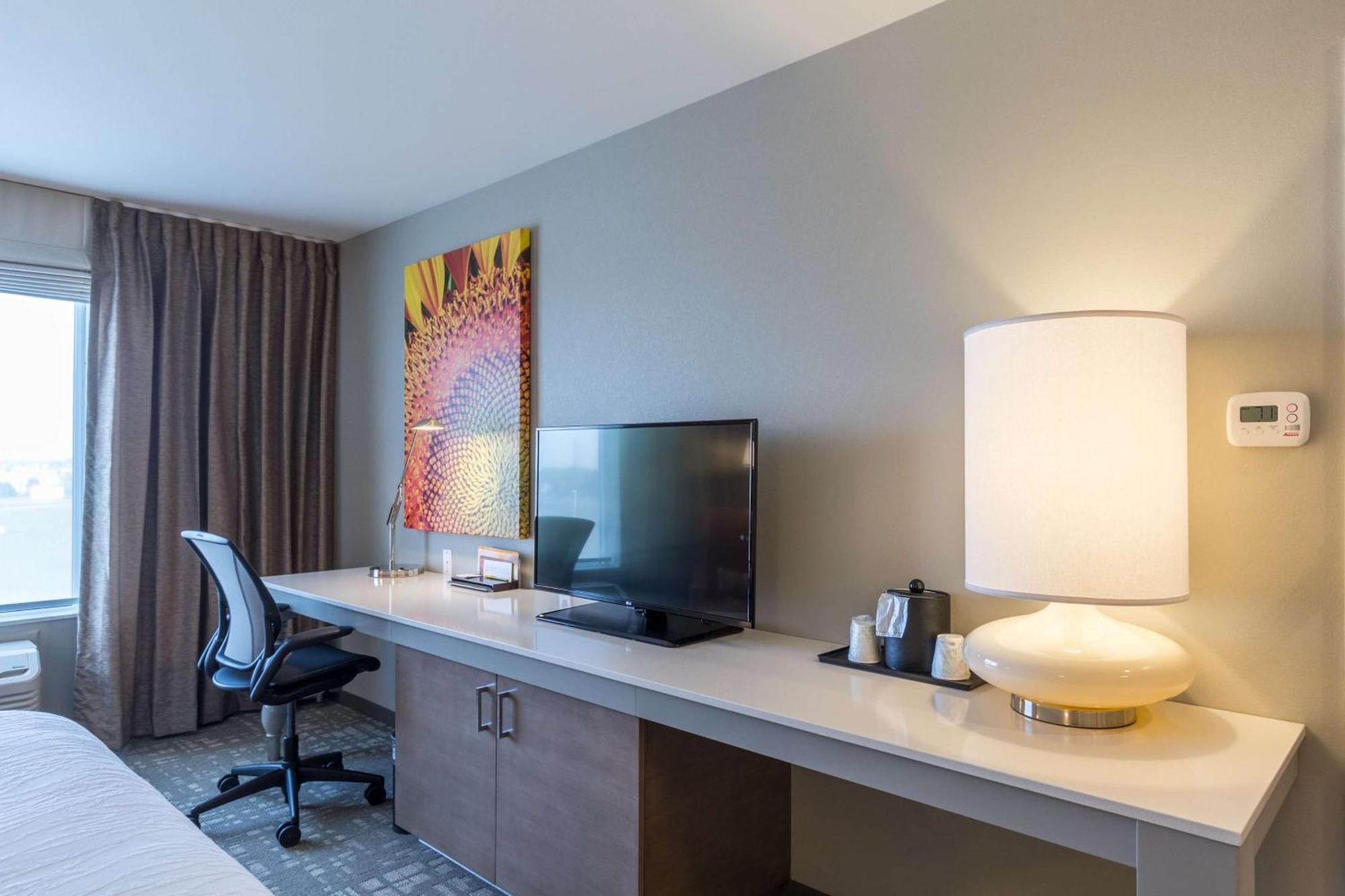 Hilton Garden Inn Salina Kültér fotó